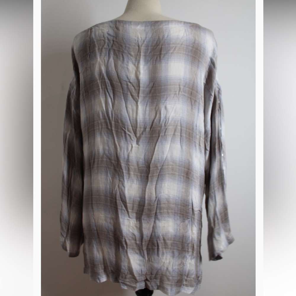 Soft Surroundings Herringbone Pattern Top In Gray… - image 2